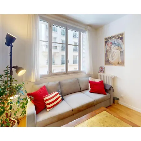 Joivy Cosy 1-bed Flat Near The Eiffel Tower アパート